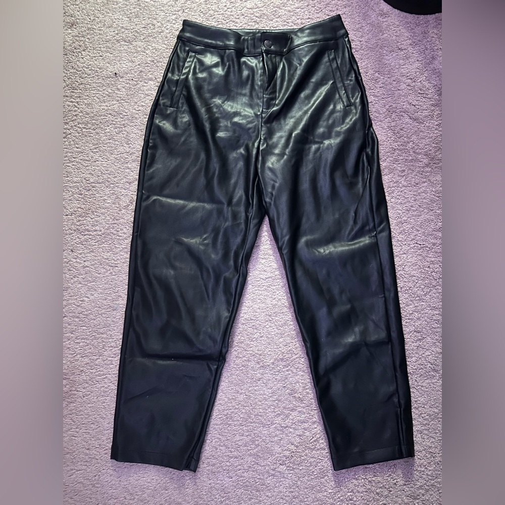 Shinestar, black faux leather pants, size large